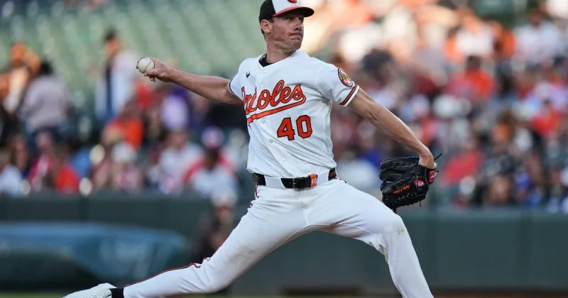 Bases-loaded walk lifts Toronto Blue Jays to a 2-1 victory over Baltimore Orioles
