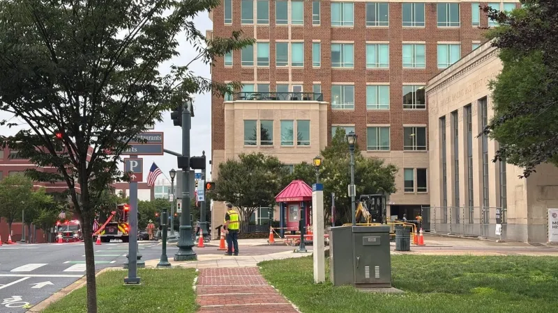 Natural gas line ruptures near Rockville Town Center