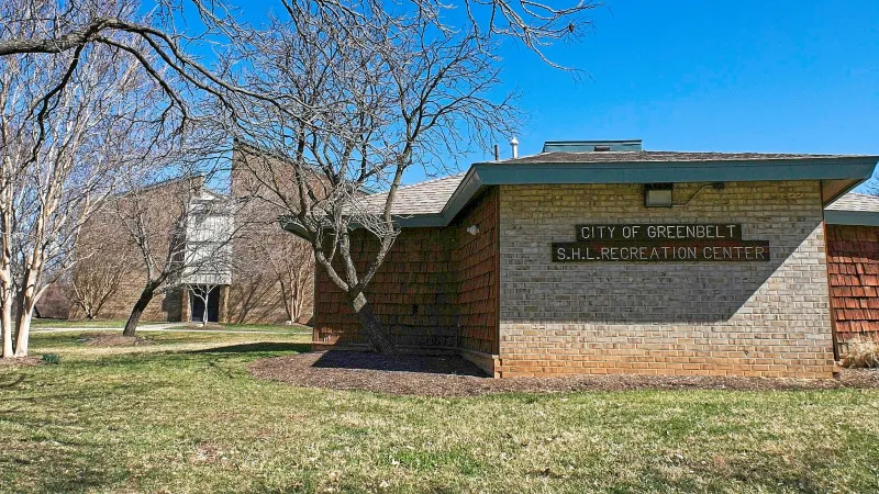 City Acts on Unions, SLRC Funding and Cell Coverage