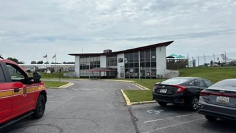 Small plane makes safe emergency landing at Montgomery County airport