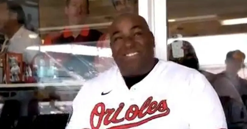 Retired MLB slugger attends Baltimore Orioles game on "Bobby Bonilla Day"