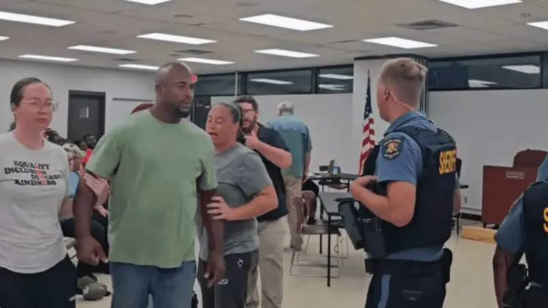 SUN: Eastern Shore father tossed from meetings sues school board, calls ban 'Jim Crow'