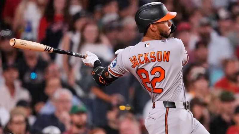 Red Sox extend win streak to 14, beating Orioles 6-5 to end Baltimore's 7-game streak