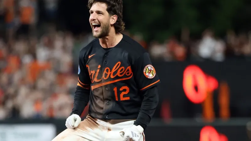 Beavers' 9th-inning hit gives the Orioles a 3-2 victory over the Braves