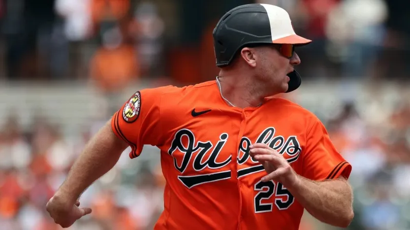 Braves let Orioles tie it, then Atlanta escapes a bases-loaded jam in 10th before winning