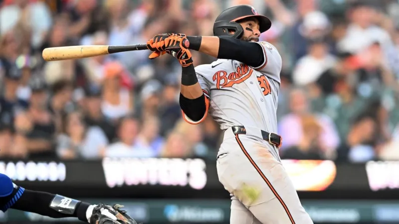 Holliday's 4 hits, Orioles' 3 homers leads to an 8-5 victory over the Tigers