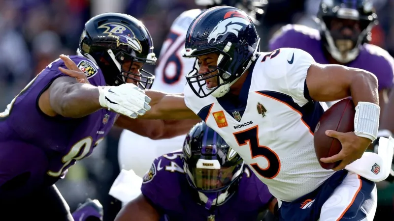 WATCH: Ravens head coach Jesse Minter on getting Calais Campbell on the field today