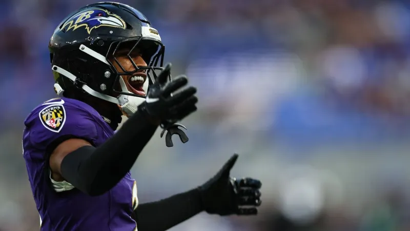 Cornerback Nate Wiggins carted off field during practice