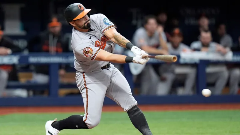 Orioles score 7 in the sixth and beat the Rays 10-2