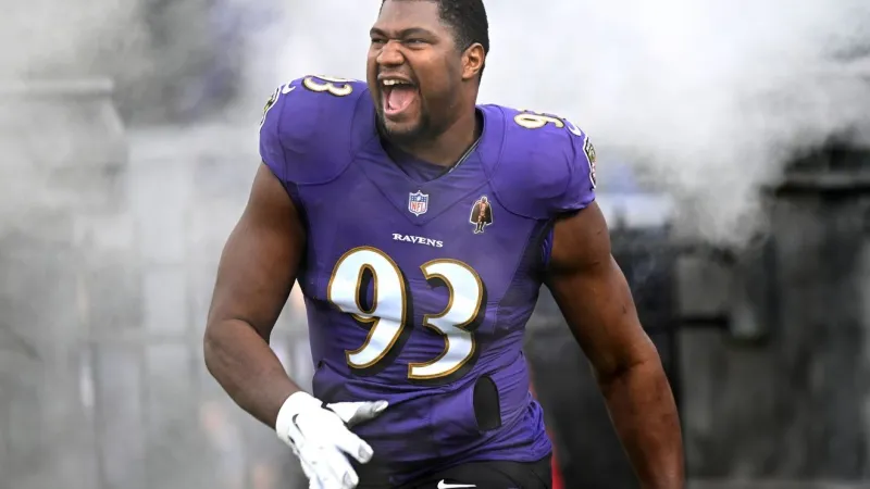 WATCH: "Last couple of months have been pretty tough for me & my family," Calais Campbell