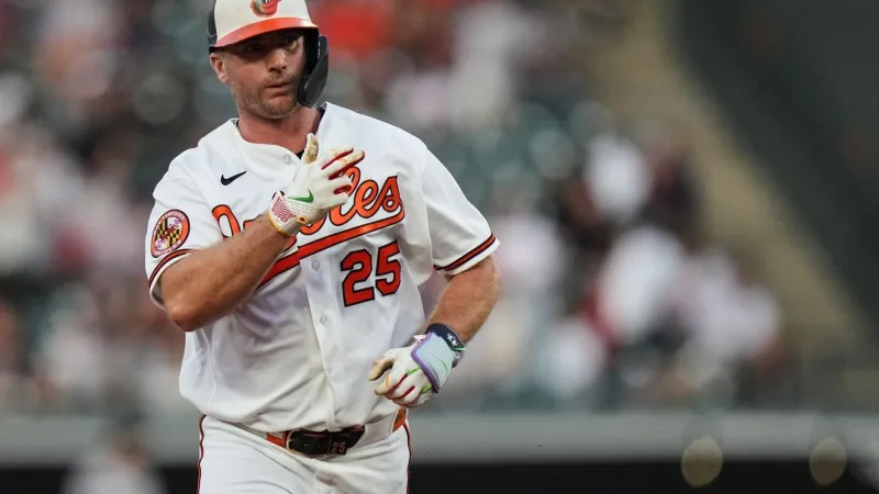 SUN: Fair or foul? Orioles, Yankees fans at Camden Yards weigh in on Pete Alonso call.