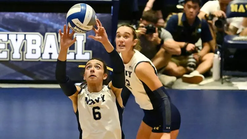 Furious Fifth-Set Rally Falls Short for Volleyball