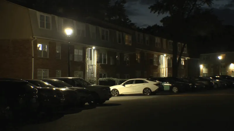 Detectives seek suspect in overnight Towson shooting that left man injured