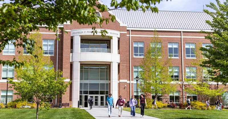 Nominations Accepted for Perdue School Business Leadership Award
