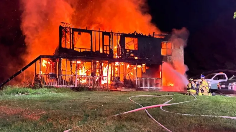 Frederick County home partially collapses in early morning fire