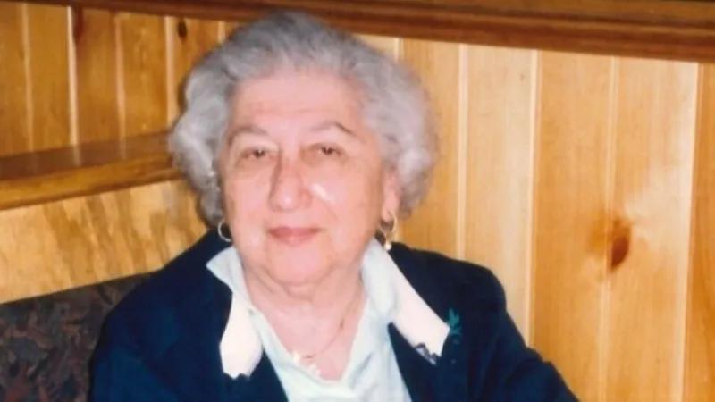 Former JWV National President Helen Davidson Dies at 105