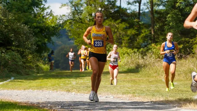 Towson Cross Country Opens Season in Emmitsburg