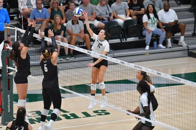 Volleyball Rallies Against Towson, But Tigers Hold On For Win