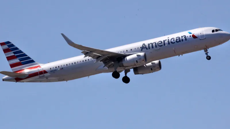 Man arrested after disruptive passenger forces DFW-to-Newark flight to divert to BWI