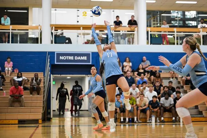 Women's Volleyball Splits Hood Tri-Match