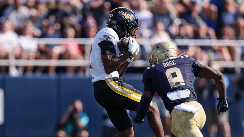 Towson Football Falls to FBS Opponent Navy
