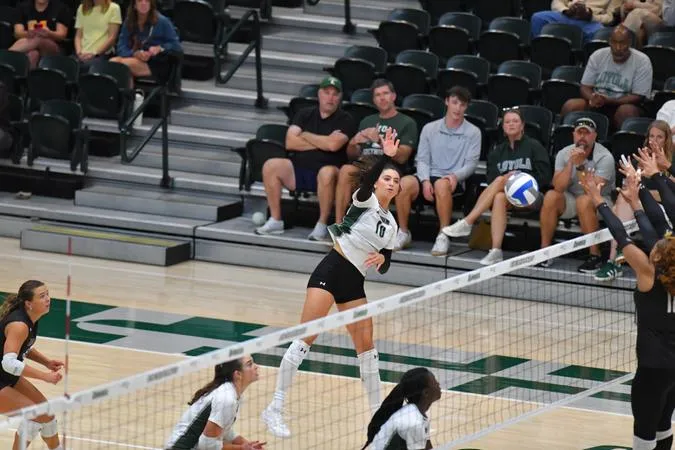 Volleyball Scores Eight Straight In Fifth Set To Seal Win Over Bears