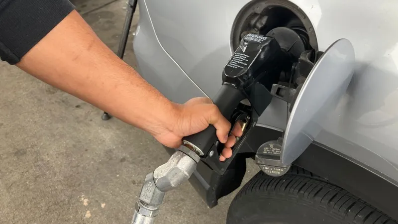 Gas prices in Baltimore near $4 a gallon, GasBuddy survey finds