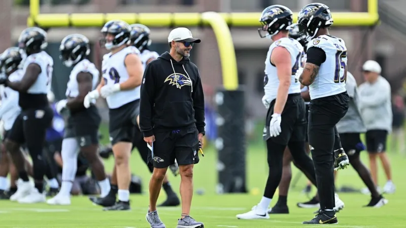 WATCH: Ravens name Gwyn starting center, but that could change according to Minter