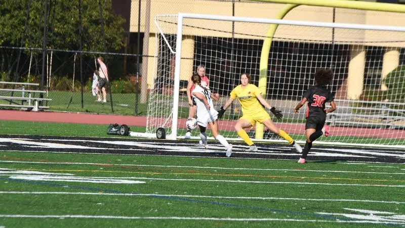 Three Goals in Five Minutes Give Women's Soccer Road Win Over Cardinals