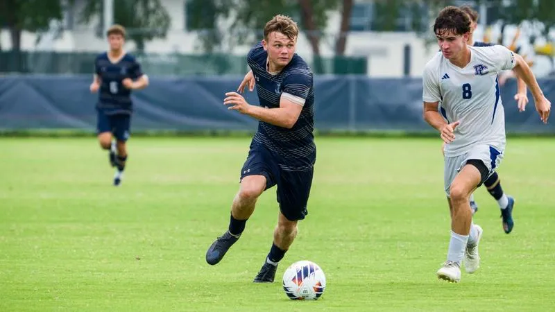 Men's Soccer Earns 1-1 Draw at Holy Cross After Frantic Second Half