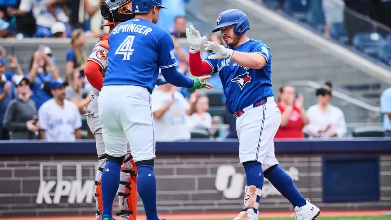 Alejandro Kirk hits 2-run homer, Brett Bateman solo shot as Blue Jays beat Orioles 7-3