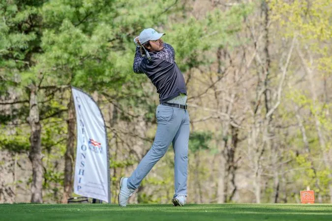 Strong Finishes By Spaulding, Neira Help Golf Finish Fifth at Opening Tournament