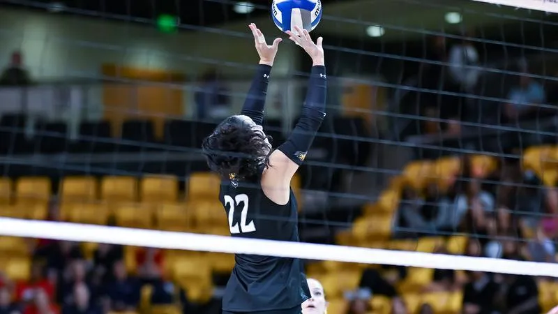 Moran's Career-High 48 Assists Lifts Towson Volleyball over Northeastern