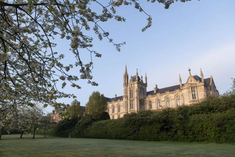 Int'l Partnership Explores Academic & Research Collaboration