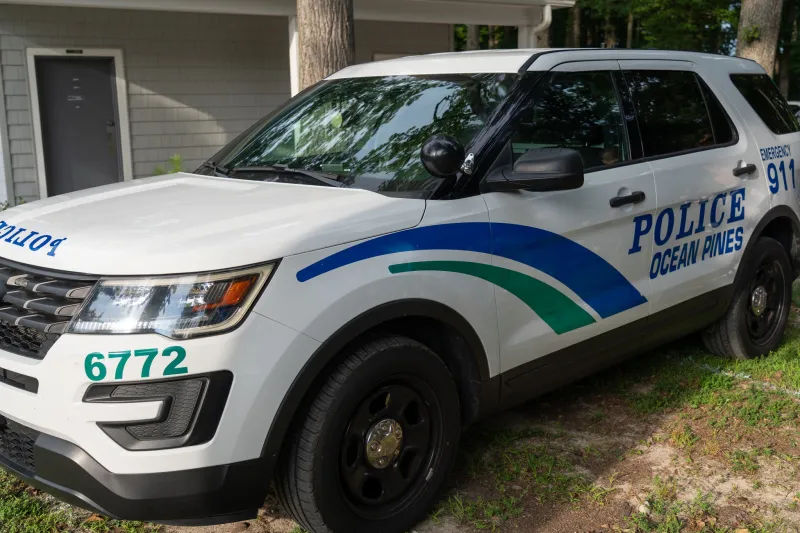 Pines police stepping up officer recruiting efforts
