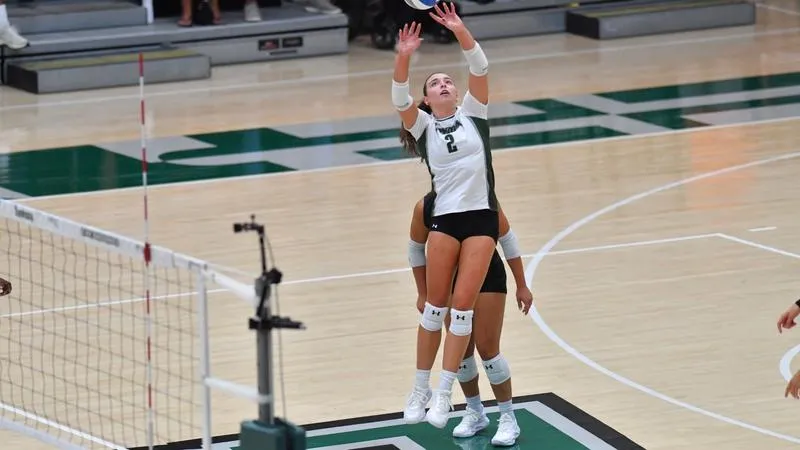 Volleyball Hosts Pair of Weekend Patriot League Matches