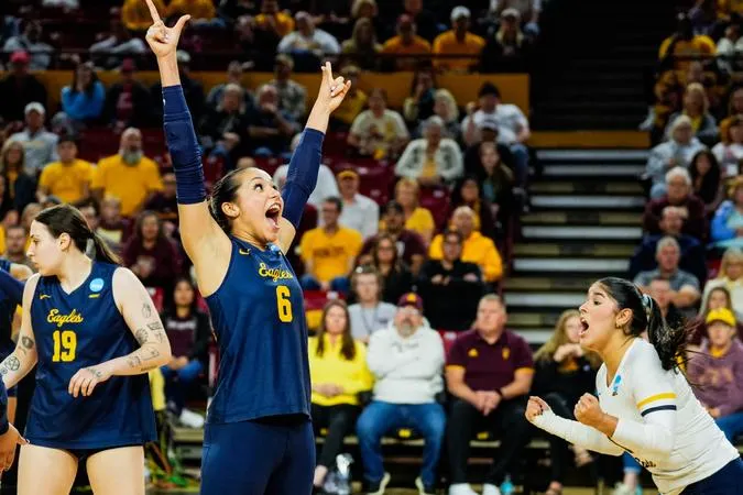 Volleyball Sweeps Howard at Burr in MEAC Opener