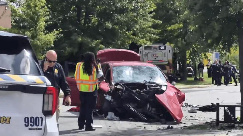 16 people taken to hospital after crash with stolen vehicle driven by juveniles & MTA bus