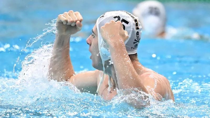 #18 Water Polo Continues Road Swing in California