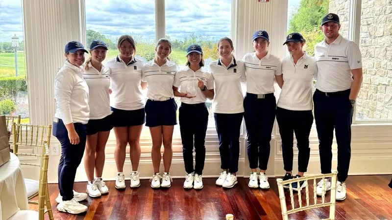 Women's Golf Breaks Several Records to Win Autumn Harvest