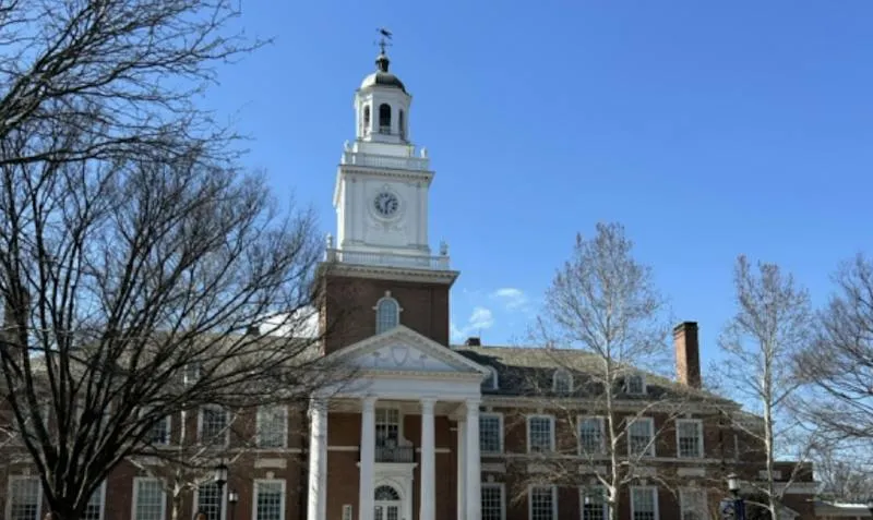 SGA passes freedom of expression resolution and funds student outreach for survey on National Call to Action