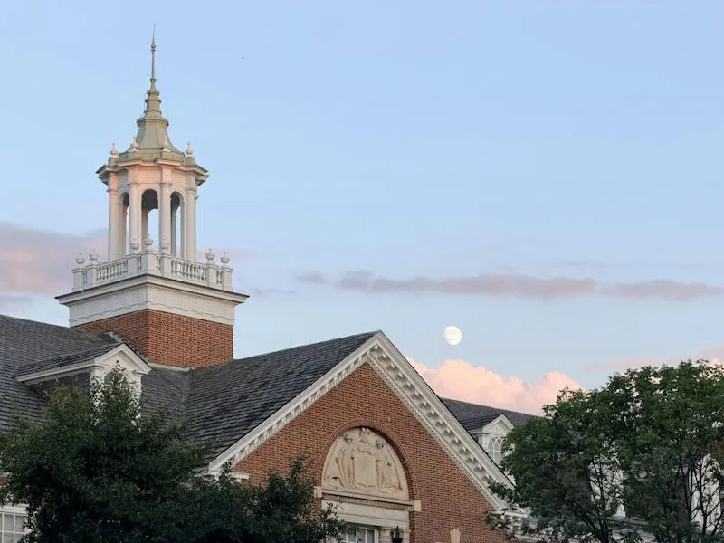 Science Writing program hosts talk with Siri Carpenter and Ferris Jabr