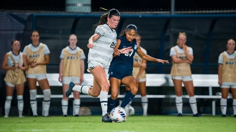 Explosive Three-Goal Run Helps Navy Knock Off Holy Cross, 3-1