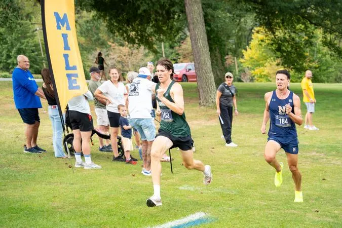 Men Take Sixth, Women 10th At Swags Louisville Cross Country Classic