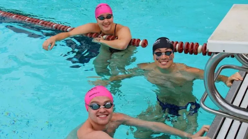 Blue Jays Volunteer at Swim Across America Baltimore