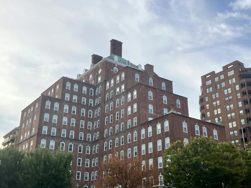 Potentially armed man enters The Academy residence hall