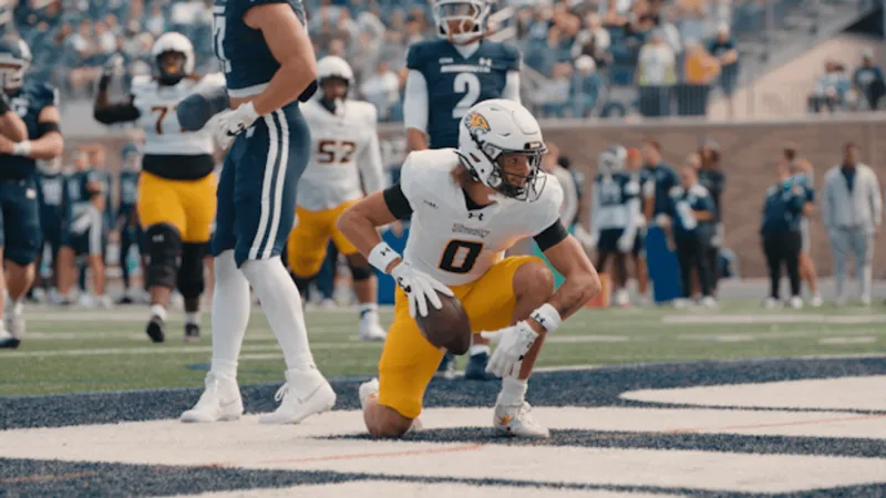 Towson Football Offensive Outburst Not Enough at Monmouth