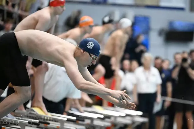 Men's Swimming & Diving Defeats No. 14 LSU and Loyola