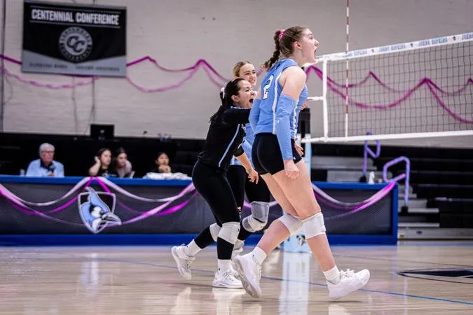 Johns Hopkins Dominates Ursinus in Straight-Sets