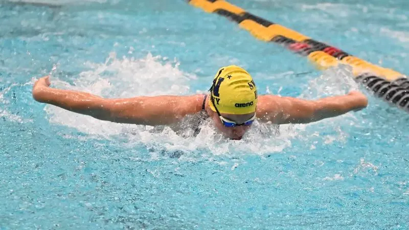 Navy Sweeps UMBC, William & Mary in Swimming and Diving